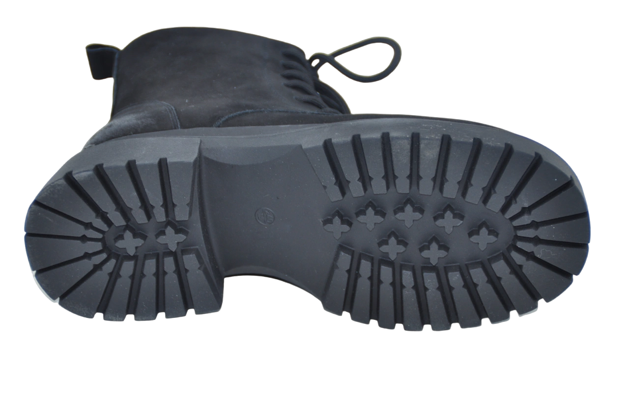 Ботинки MILANA 232456-1-810W черный - купить 11990