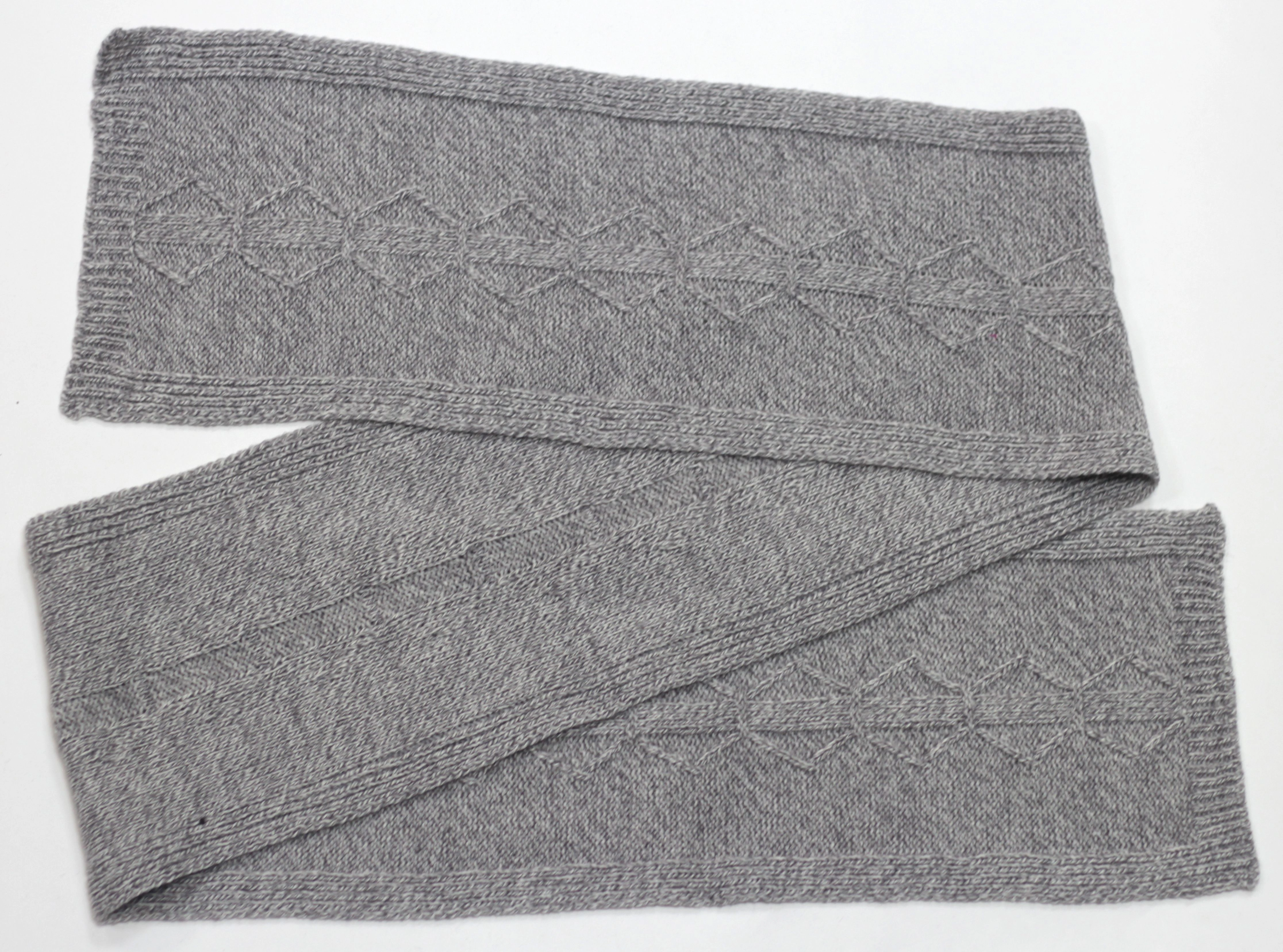 Шарф MARHATTER 43602 (101) серый - купить 2290