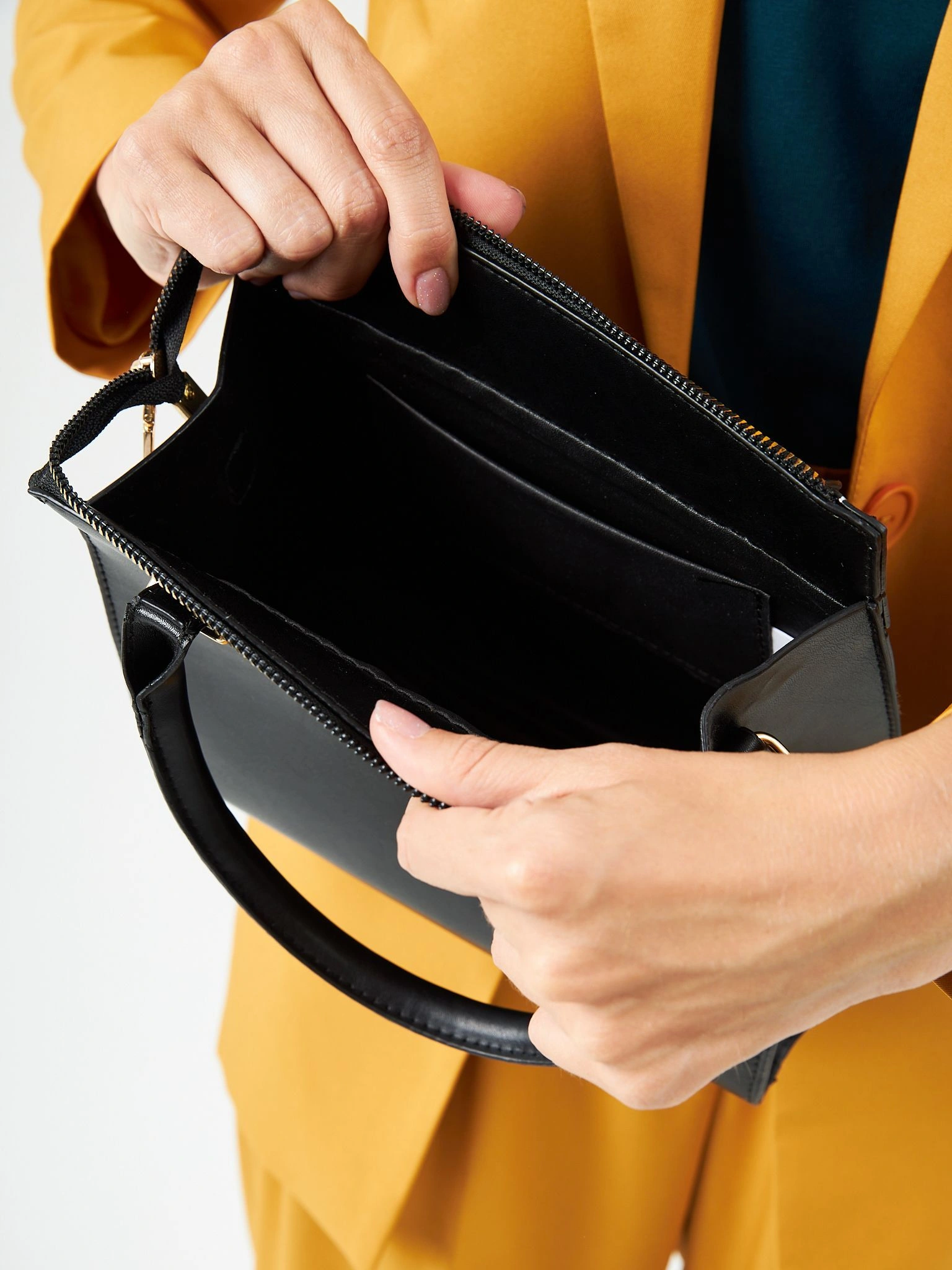 Сумка DDA WB-2108BK черный - купить 