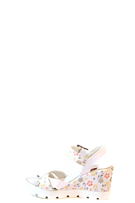 Босоножки MILANA 161449-1-1301 белый - купить 7490