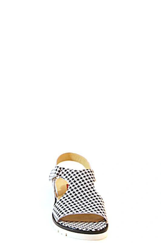 Босоножки MILANA 161454-2-1101 черный - купить 3500