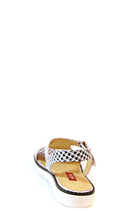 Босоножки MILANA 161454-2-1101 черный - купить 3500