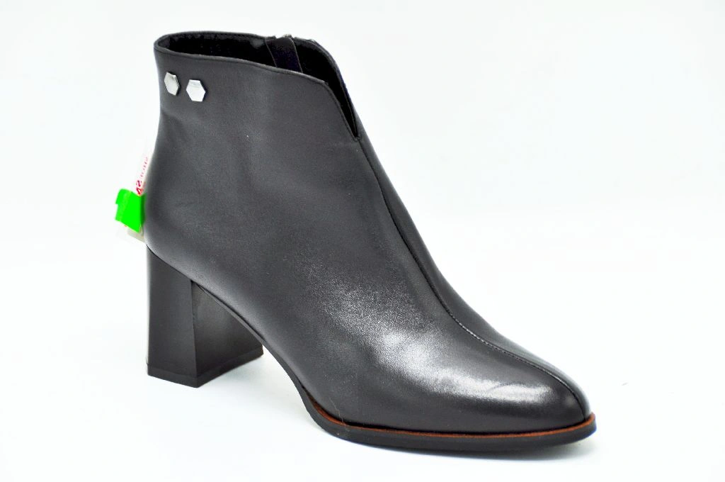 Ботинки MILANA 202484-1-110V черный - купить 