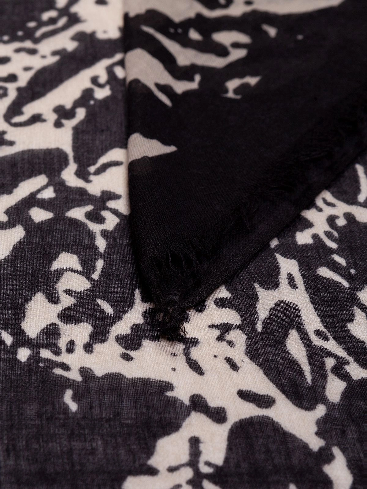 Палантин LABBRA LG33-275-01 черный - купить 4990