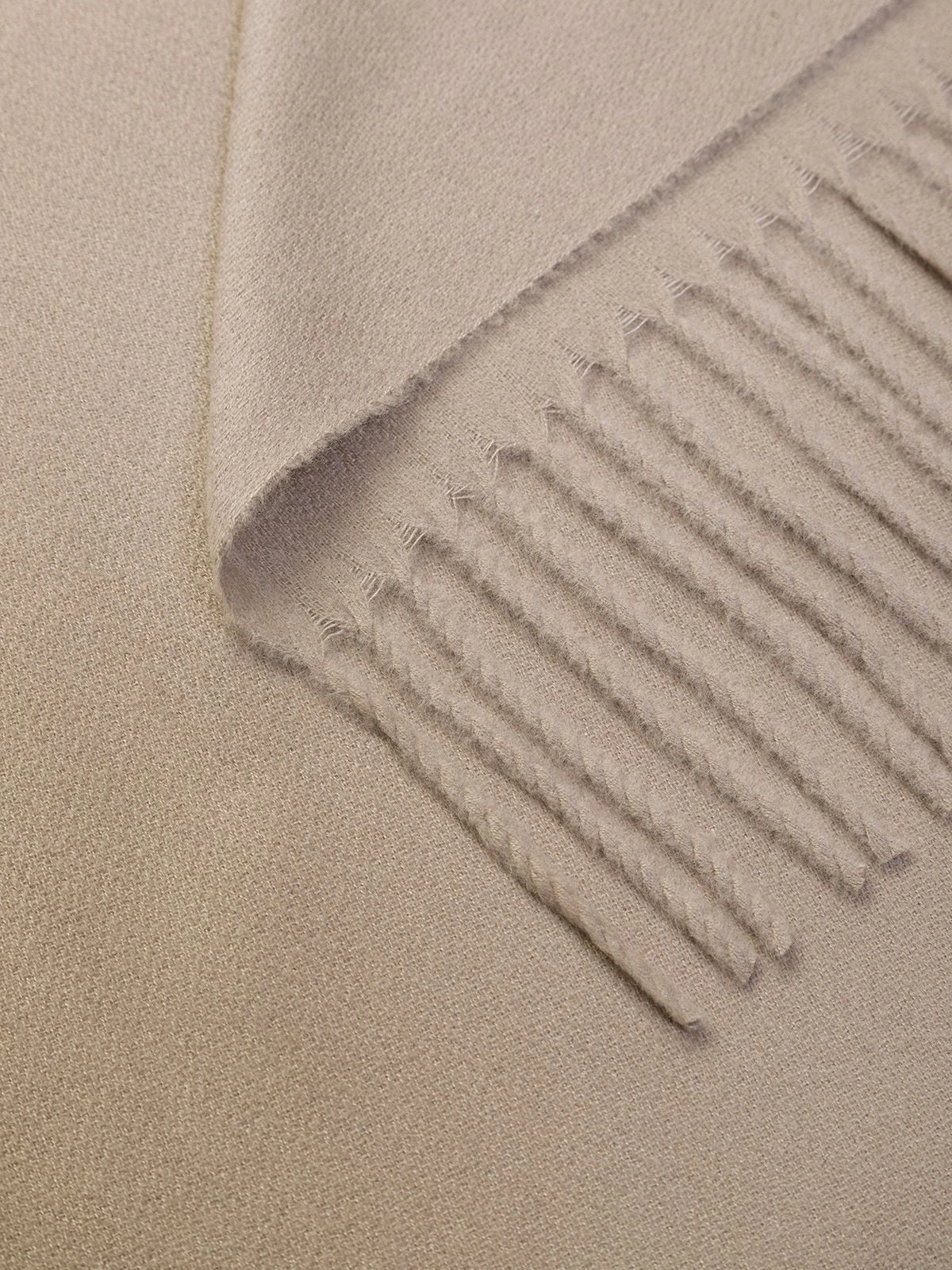 Палантин LABBRA LBL23-422-03 бежевый - купить 4990