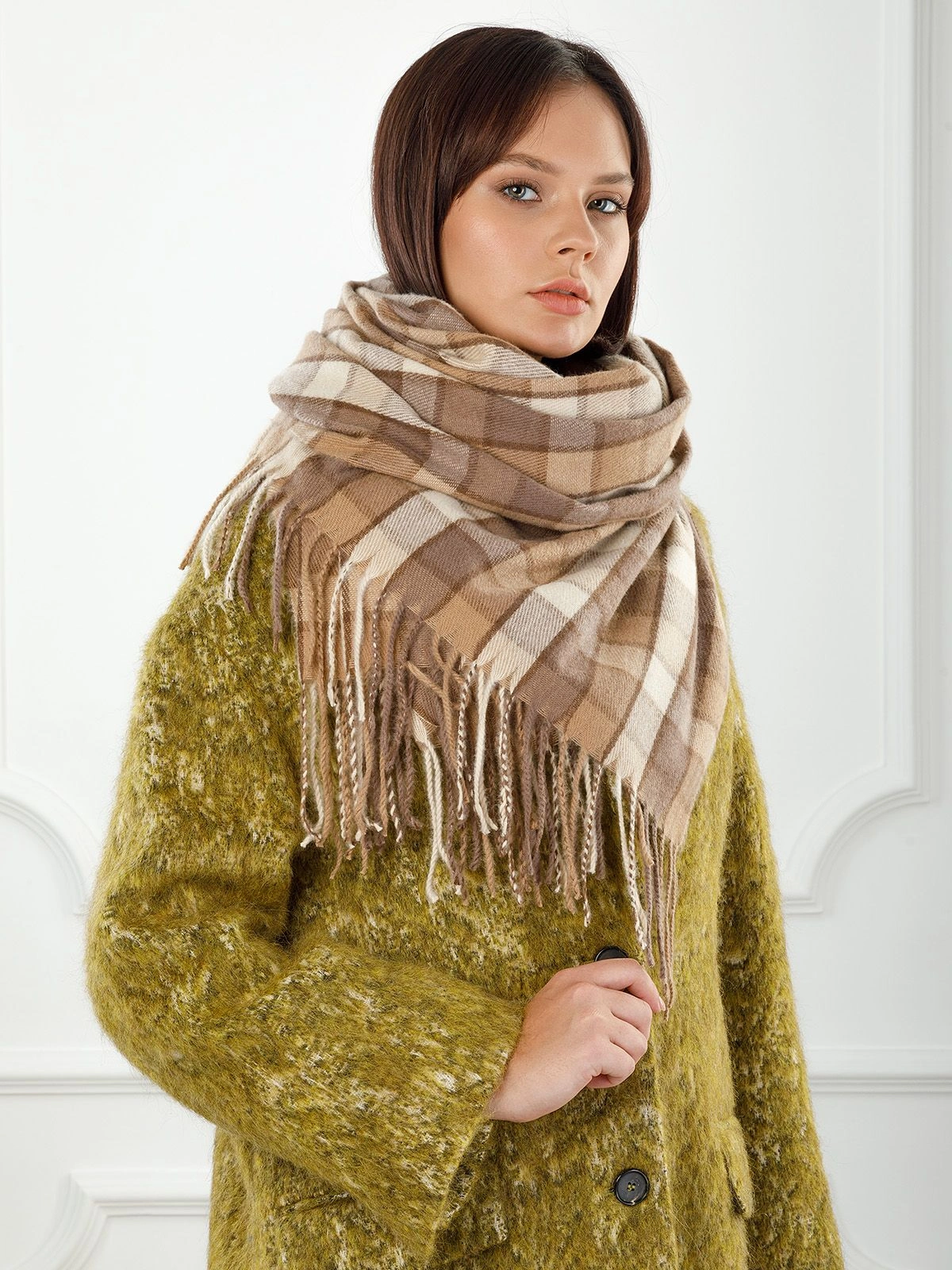 Палантин LABBRA LG72-289-03 бежевый - купить 4990