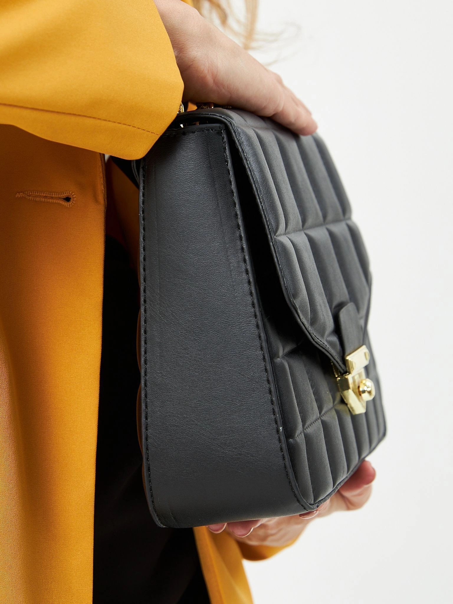 Сумка DDA CR-2107BK черный - купить 3090