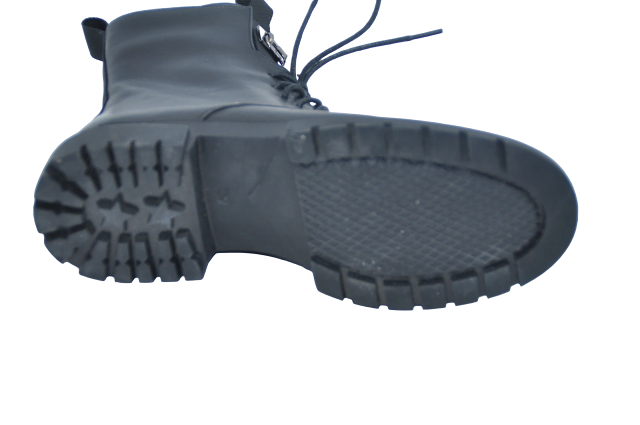 Ботинки MILANA 232212-1-110V черный - купить 7990