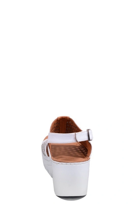 Босоножки MILANA 161516-1-1301 белый - купить 6990