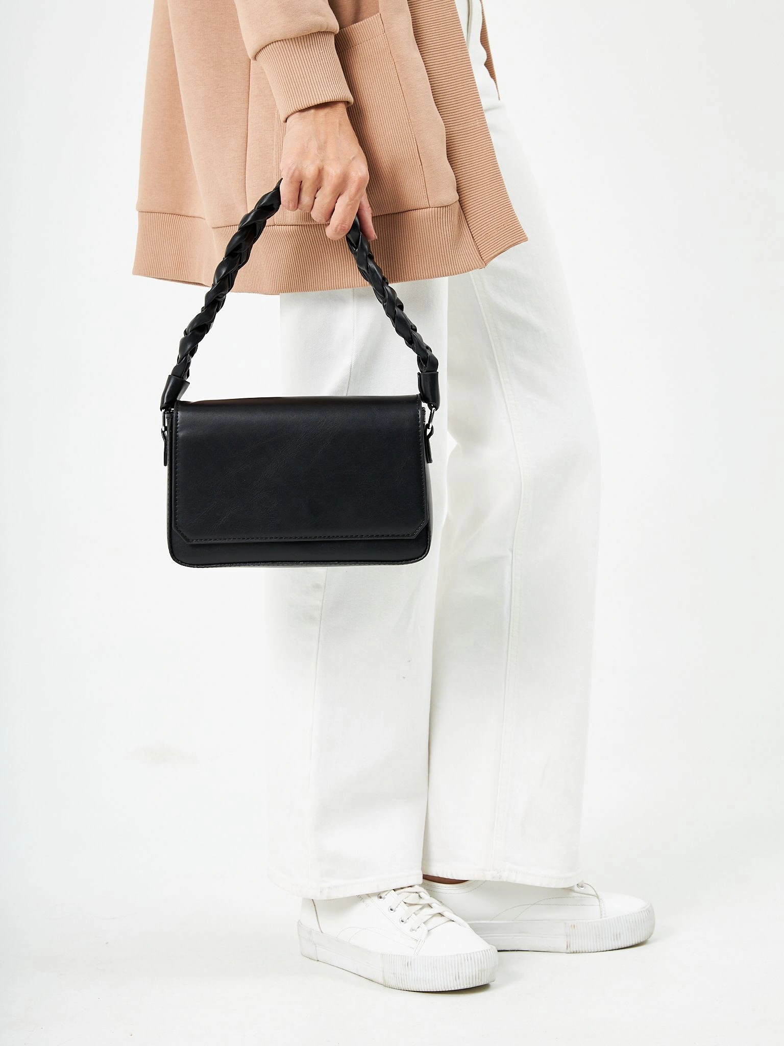 Сумка DDA CR-2106BK черный - купить 3590